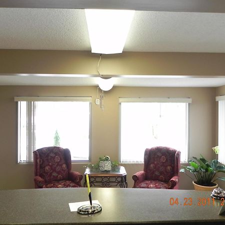 Relax Inn And Suites Kuttawa Interior photo
