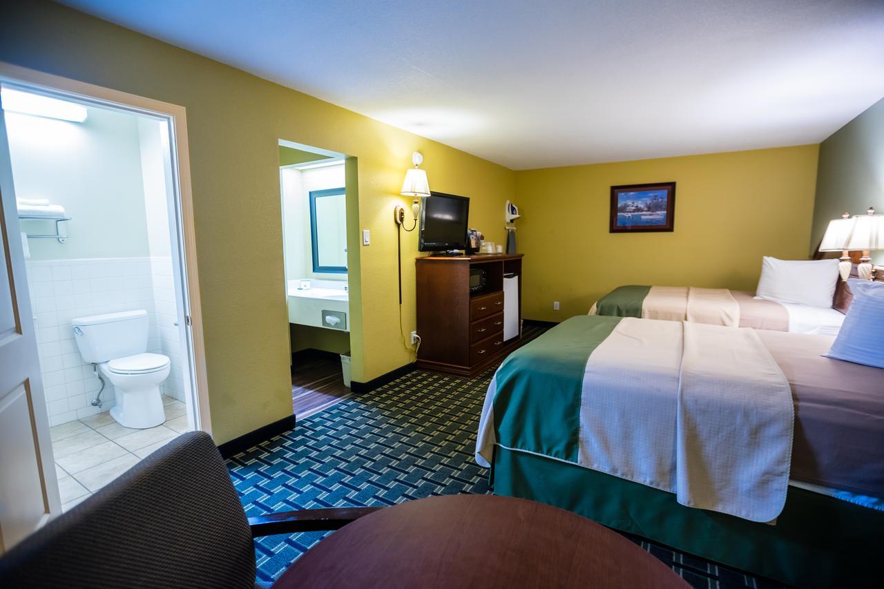 Relax Inn And Suites Kuttawa Exterior photo